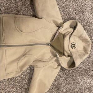 Lululemon sweater